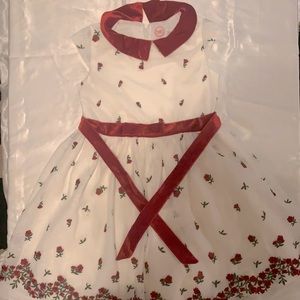 Elegant White Floral Dress